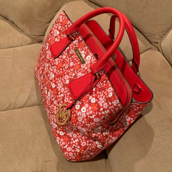 MICHAEL KORS - Large Satchel Purse - Sangria (Red) - Picture 5 of 7